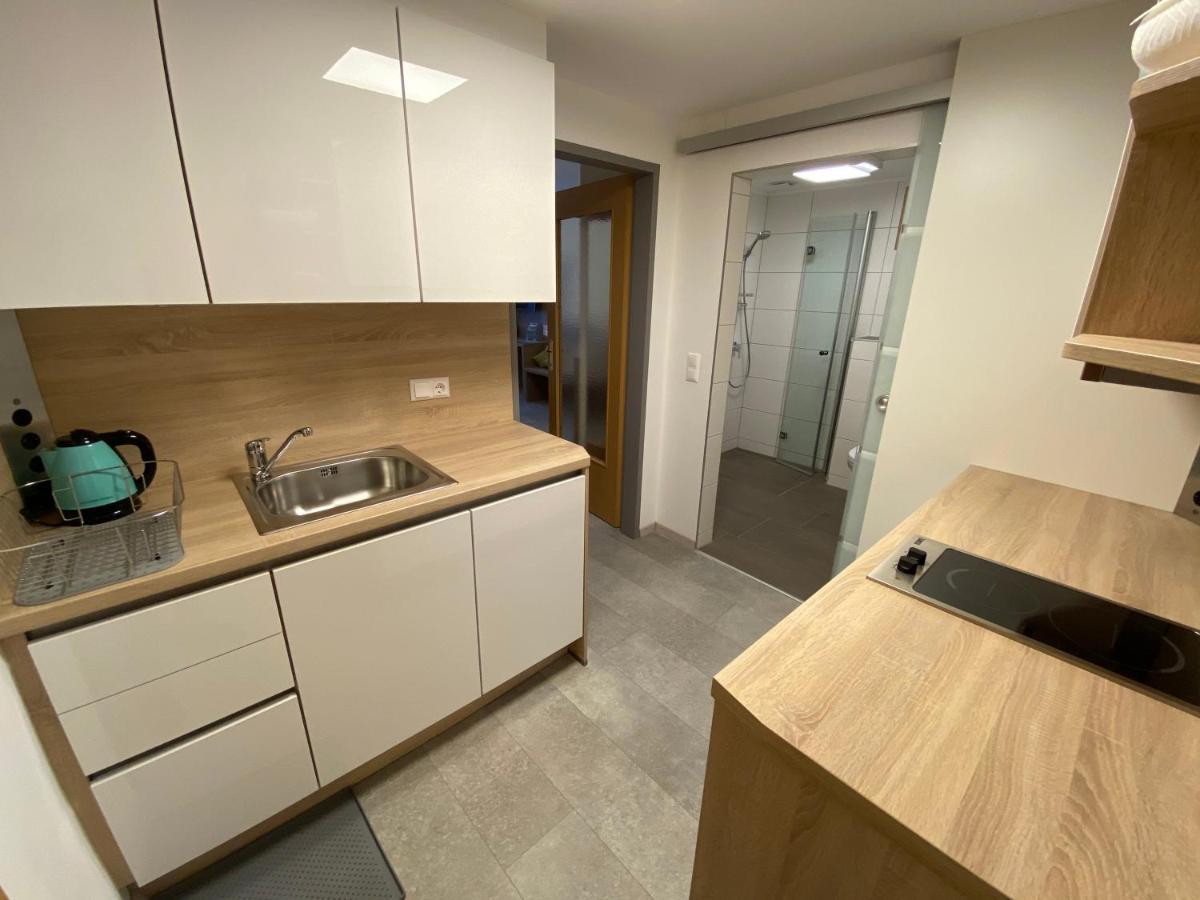 Privatzimmer Und Ferienwohnungen Leeb Persenbeug ภายนอก รูปภาพ