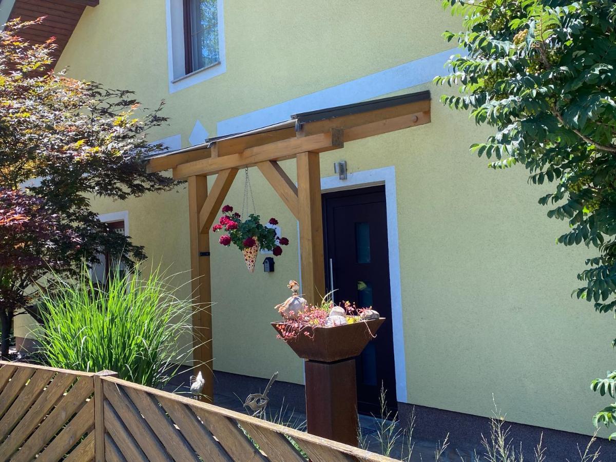 Privatzimmer Und Ferienwohnungen Leeb Persenbeug ภายนอก รูปภาพ