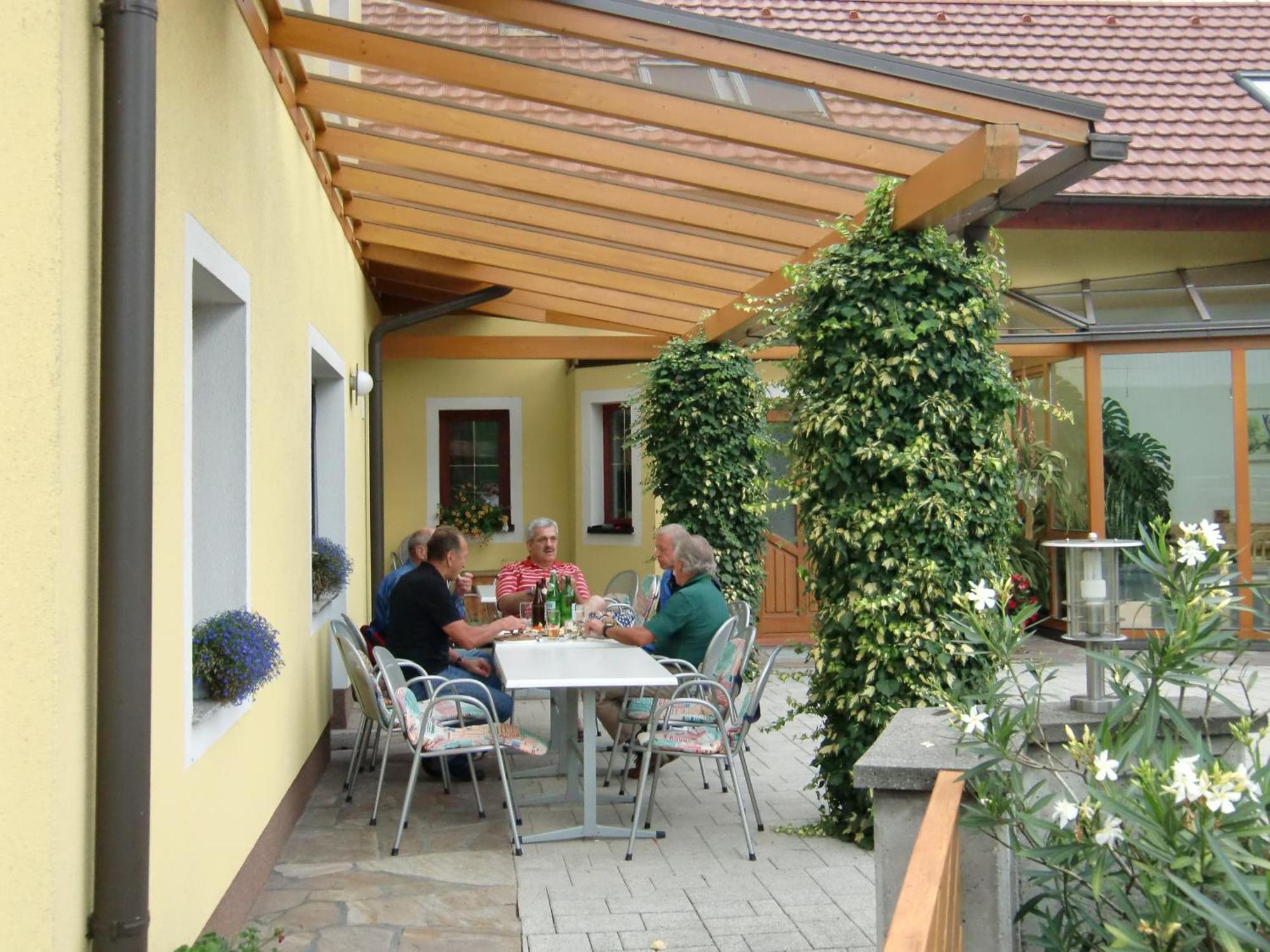 Privatzimmer Und Ferienwohnungen Leeb Persenbeug ภายนอก รูปภาพ