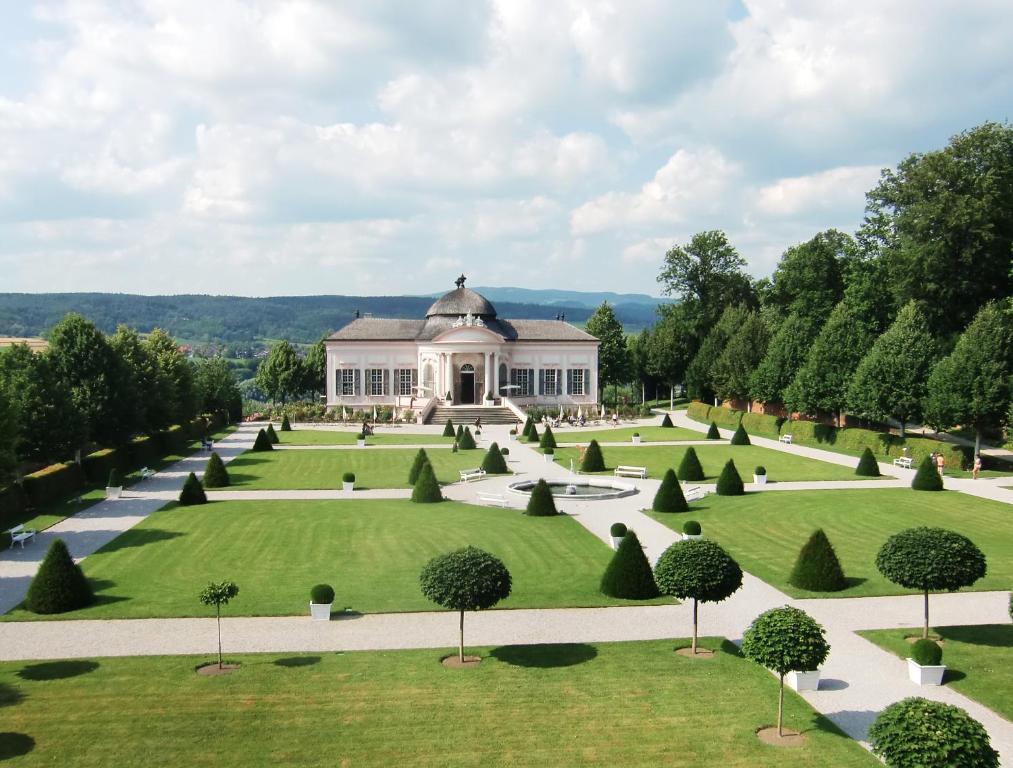 Privatzimmer Und Ferienwohnungen Leeb Persenbeug ภายนอก รูปภาพ